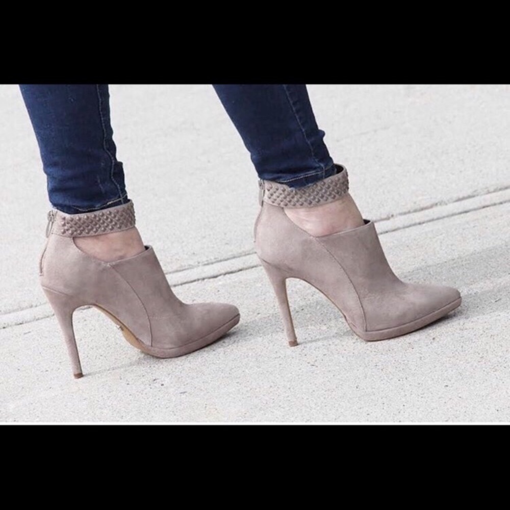 ABS | Faux suede ankle booties